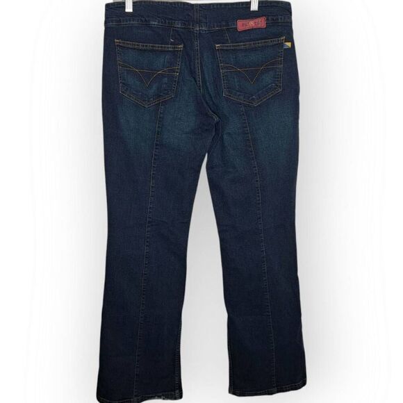 Ruf N Tuf Women's Y2K Trendy Low Rise Flare Jeans size 36 India / Large US - Picture 4 of 11